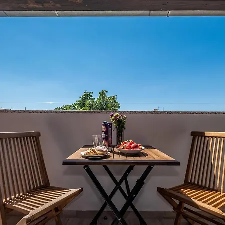 Appartement Second *