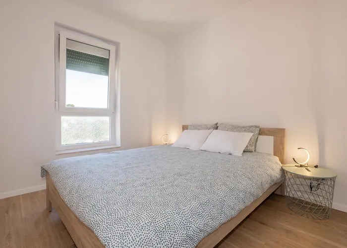 Appartement Second *